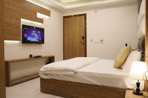 Hotel Ap Holiday Inn