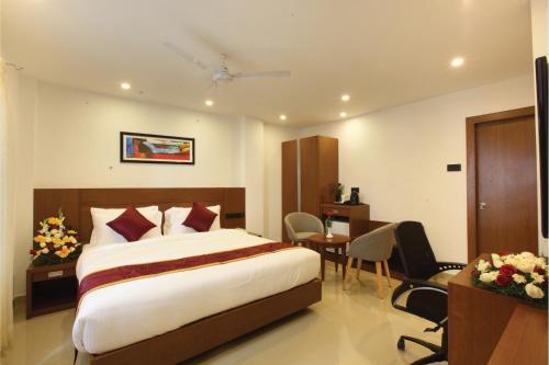 Hotel Palakunnel Residency