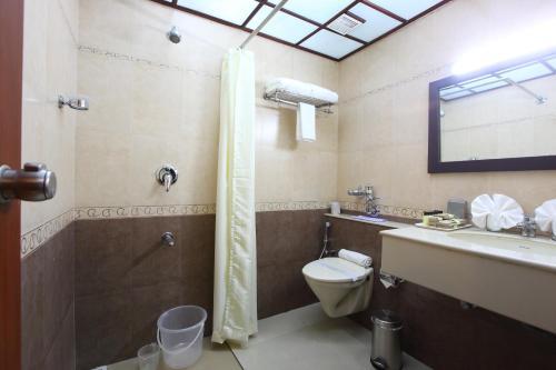 Hotel Palakunnel Residency