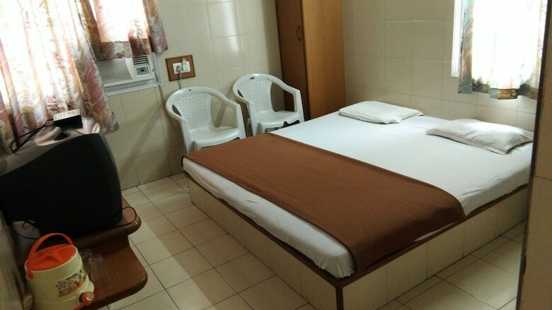 Hotel Meera