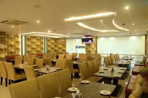 Hotel Banerjee Inn , City Center