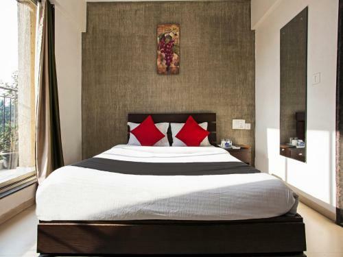 Bed & Breakfast Iris Suites Navi Mumbai