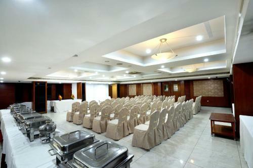 Hotel Geetha Regency