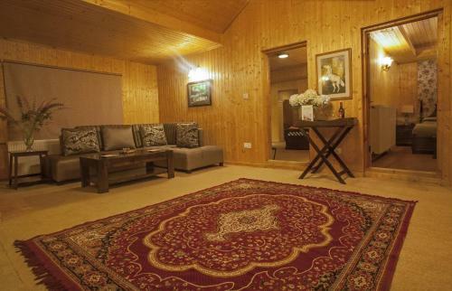 Lodge Nedous Hotel Gulmarg