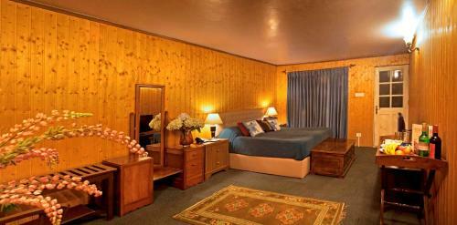 Lodge Nedous Hotel Gulmarg