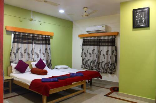 Hotel Nisarg Resort