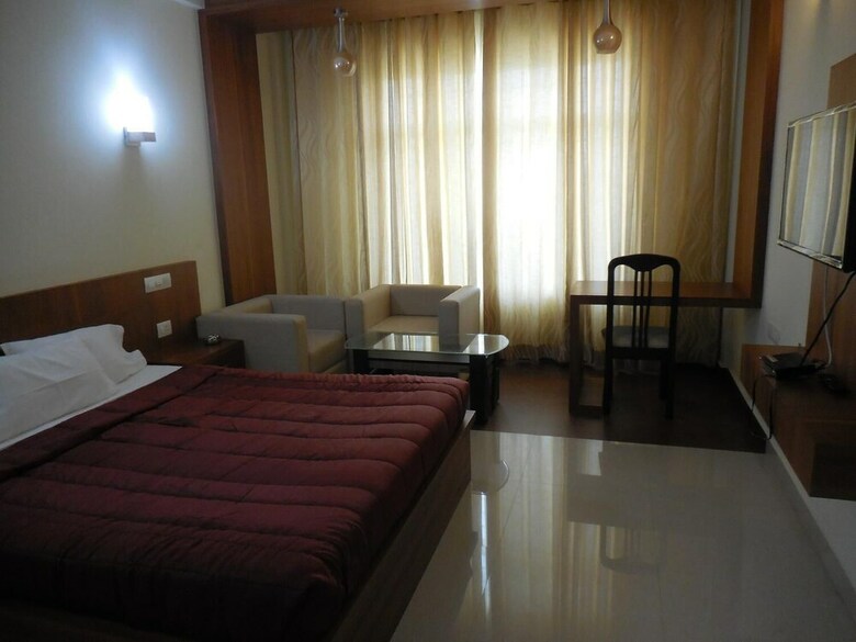 Sasthapuri Hotels