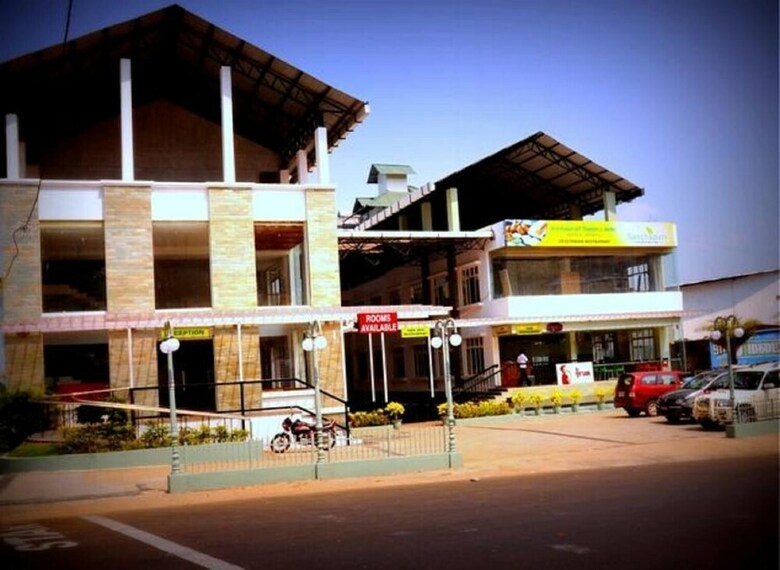Sasthapuri Hotels