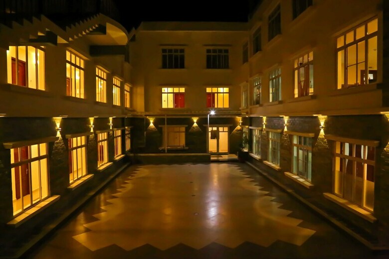 Sasthapuri Hotels