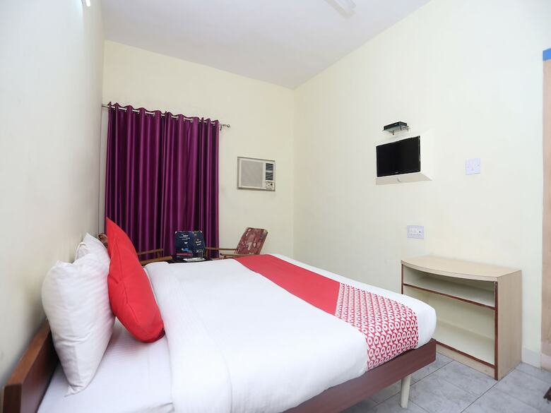 Oyo 8955 Hotel Bobina