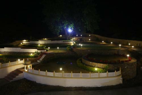 Hotel Rajtilak Resort