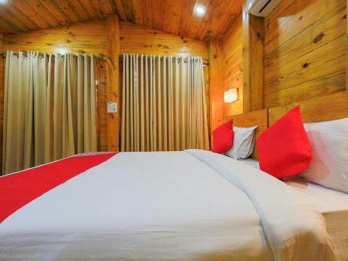 Hotel Brushwood Villa Resort