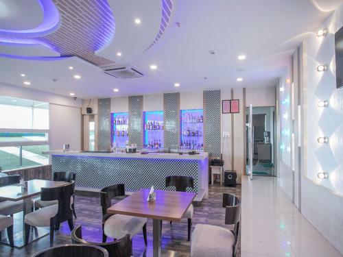 Supreme Boutique Hotel