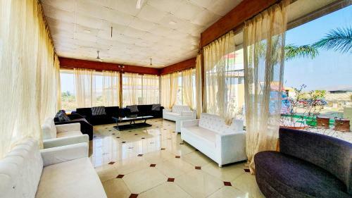 Hotel Rainforest Resort And Spa, Igatpuri