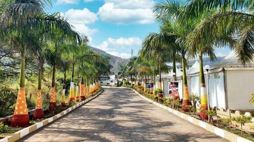 Hotel Rainforest Resort And Spa, Igatpuri
