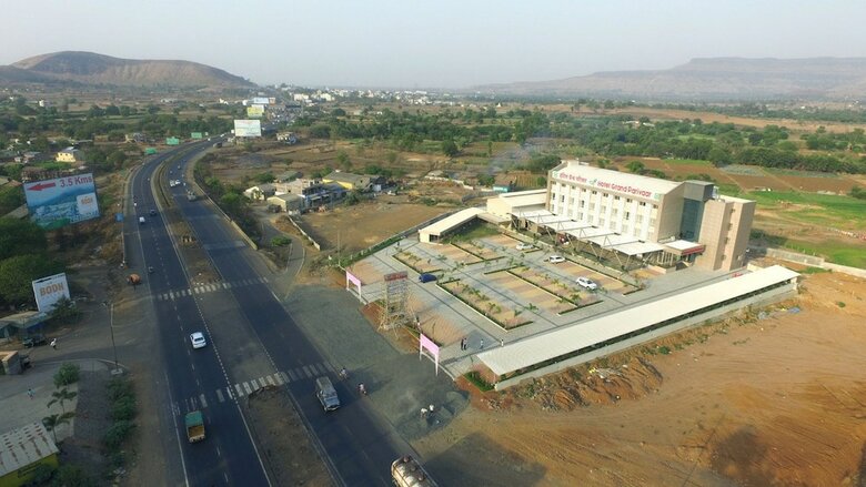Hotel Grand Parivaar