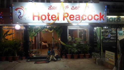 Lodge Hotel Peacock