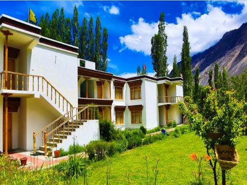 Hotel Tih The Hundar Resort