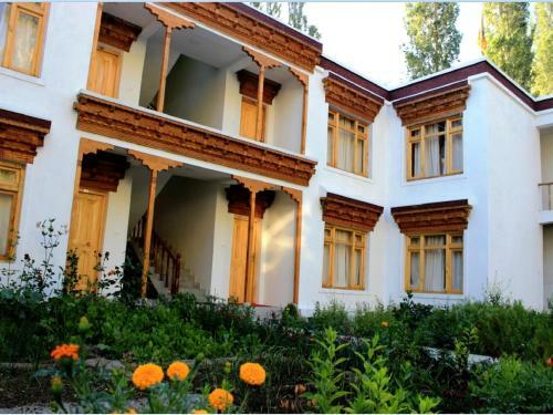 Hotel Tih The Hundar Resort