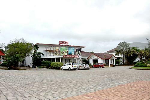 Hotel Manas Lifestyle Resort