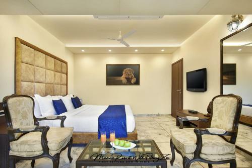 Hotel Manas Resort With Petting Zoo, Igatpuri