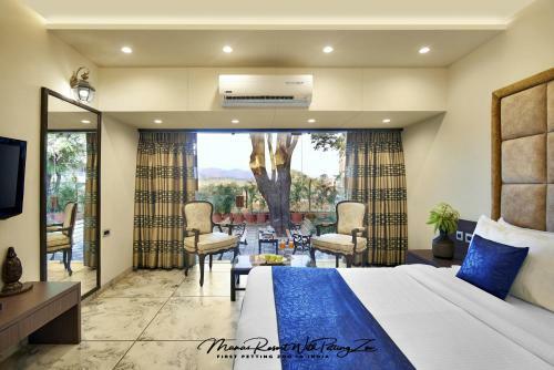 Hotel Manas Resort With Petting Zoo, Igatpuri