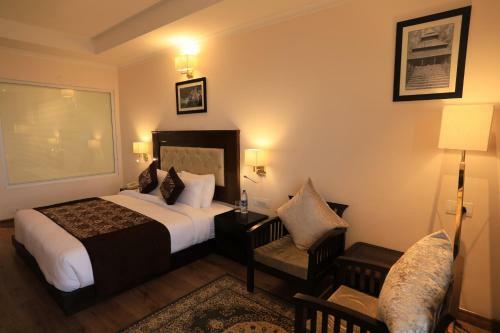 Hotel Deventure Shimla Hills