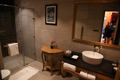 Hotel Deventure Shimla Hills