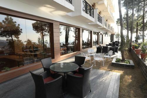 Hotel Deventure Shimla Hills