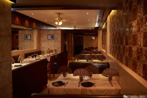 Lodge Hotel Leela