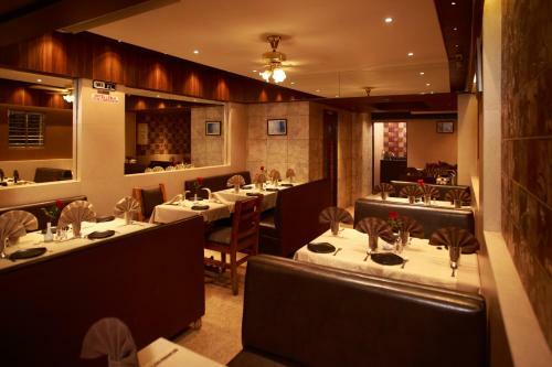 Lodge Hotel Leela