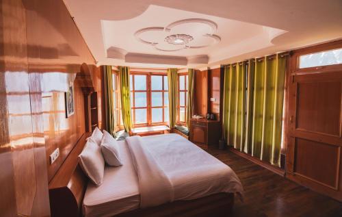 Hotel Kalpa Deshang