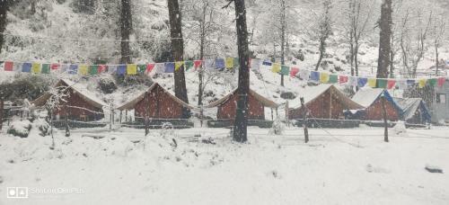 Himtrek Riverside Camps, Kasol