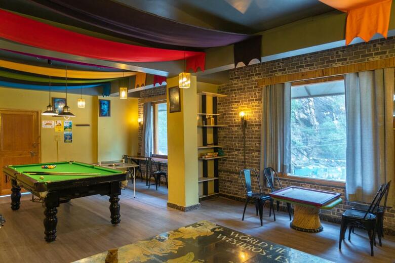 Whoopers Hostel