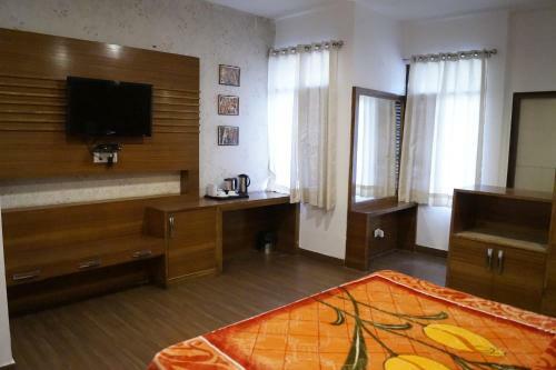 Hotel Bliss