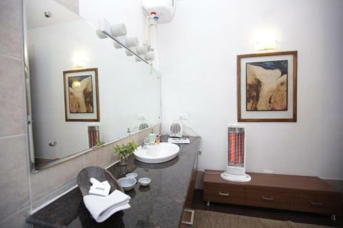 Bed & Breakfast Seclude Kasauli, Himachal Pradesh