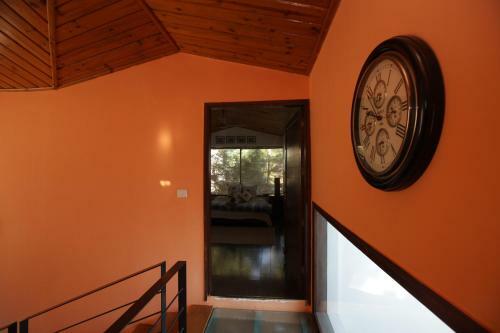Bed & Breakfast Seclude Kasauli, Himachal Pradesh