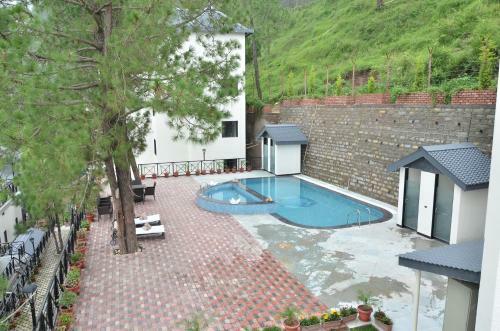Hotel Ramada By Wyndham Kasauli