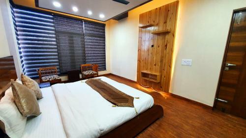 Bed & Breakfast Wildleaf Kasauli -valley Homz