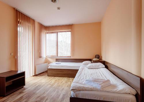 Hostal Rodopi Houses