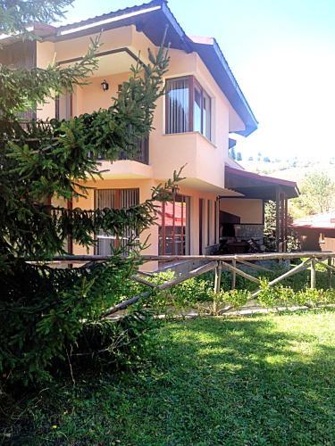 Hostal Rodopi Houses