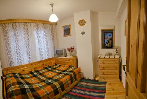 Palyongov Guest House