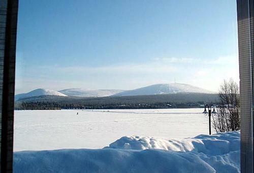 Lodge Talo Yll�s