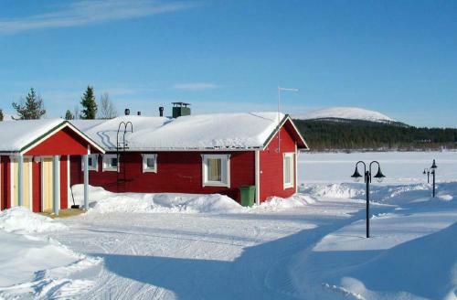 Lodge Talo Yll�s