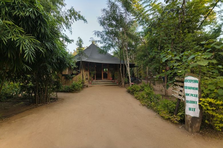 Hotel Pench Jungle Camp