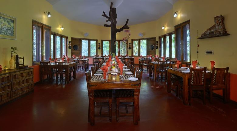 Hotel Pench Jungle Camp