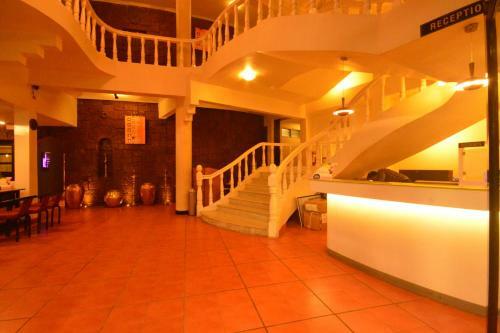 The Pavillion Hotel