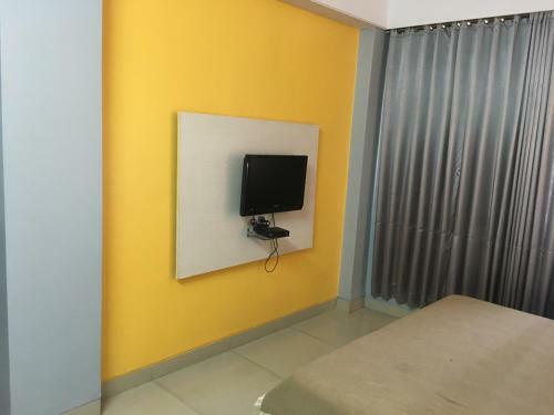 Hotel Aashish Deluxe