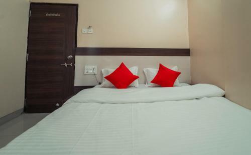 Hotel Aashish Deluxe