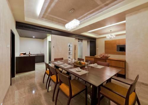 Hotel Ramee Panchshil